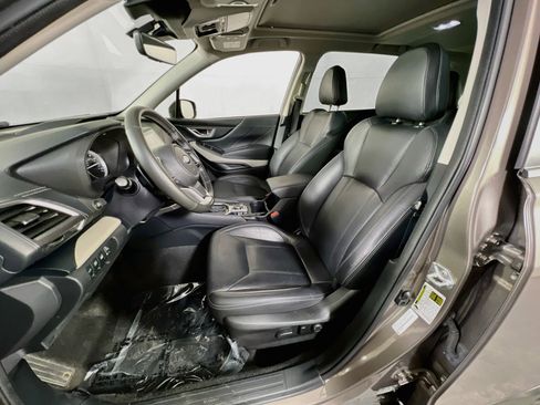 Used 2023 Subaru Forester Limited AWD/4WD image 22