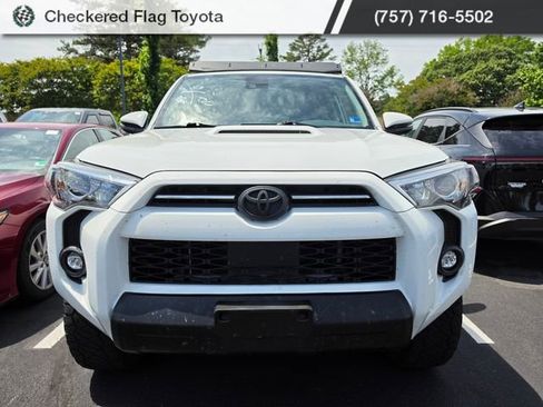 Used 2021 Toyota 4Runner TRD Off-Road Premium AWD/4WD image 2