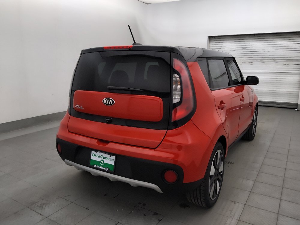 Used 2019 Kia Soul + FWD image 9