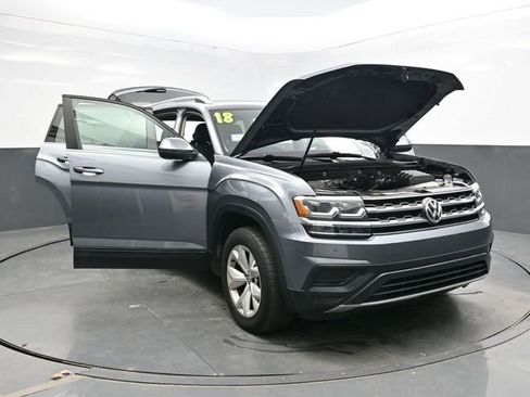 Used 2018 Volkswagen Atlas Launch Edition image 36