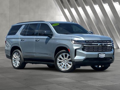 Used 2024 Chevrolet Tahoe Premier AWD/4WD image 2