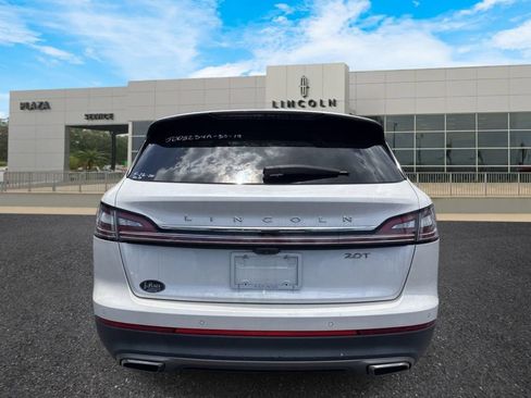 Used 2019 Lincoln Nautilus Reserve FWD image 4