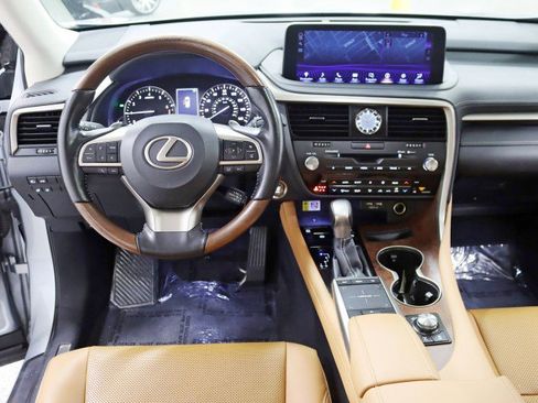 Used 2022 Lexus RX 350L Premium w/ Premium Package AWD/4WD image 14