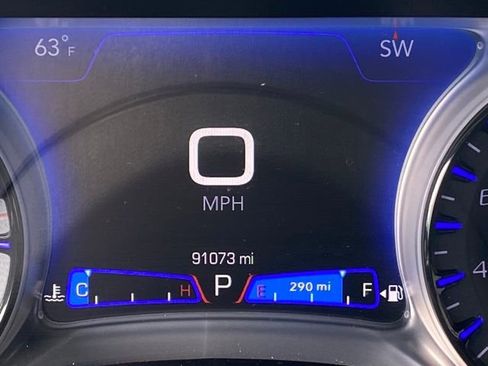Used 2019 Chrysler 300 S RWD image 15