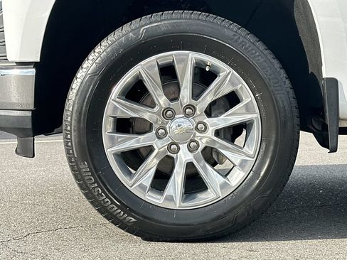 Used 2019 Chevrolet Silverado 1500 LTZ w/ LTZ Plus Package AWD/4WD image 16