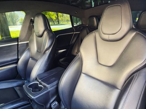 Used 2018 Tesla Model S 75D image 12