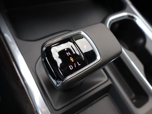 New 2026 Chevrolet Silverado 1500 LT Trail Boss w/ Convenience Package II AWD/4WD image 9