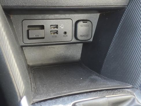 Used 2020 Toyota Yaris LE image 15