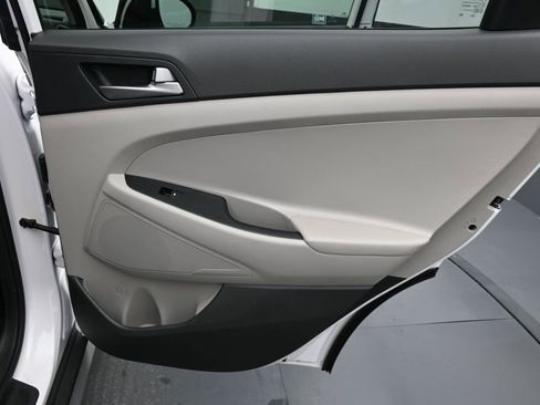 Used 2018 Hyundai Tucson SEL w/ Cargo Package image 24