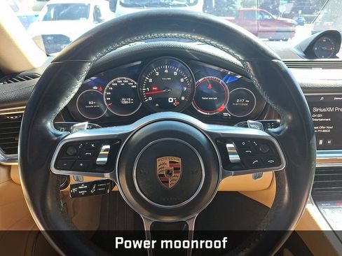 Used 2019 Porsche Panamera RWD image 26