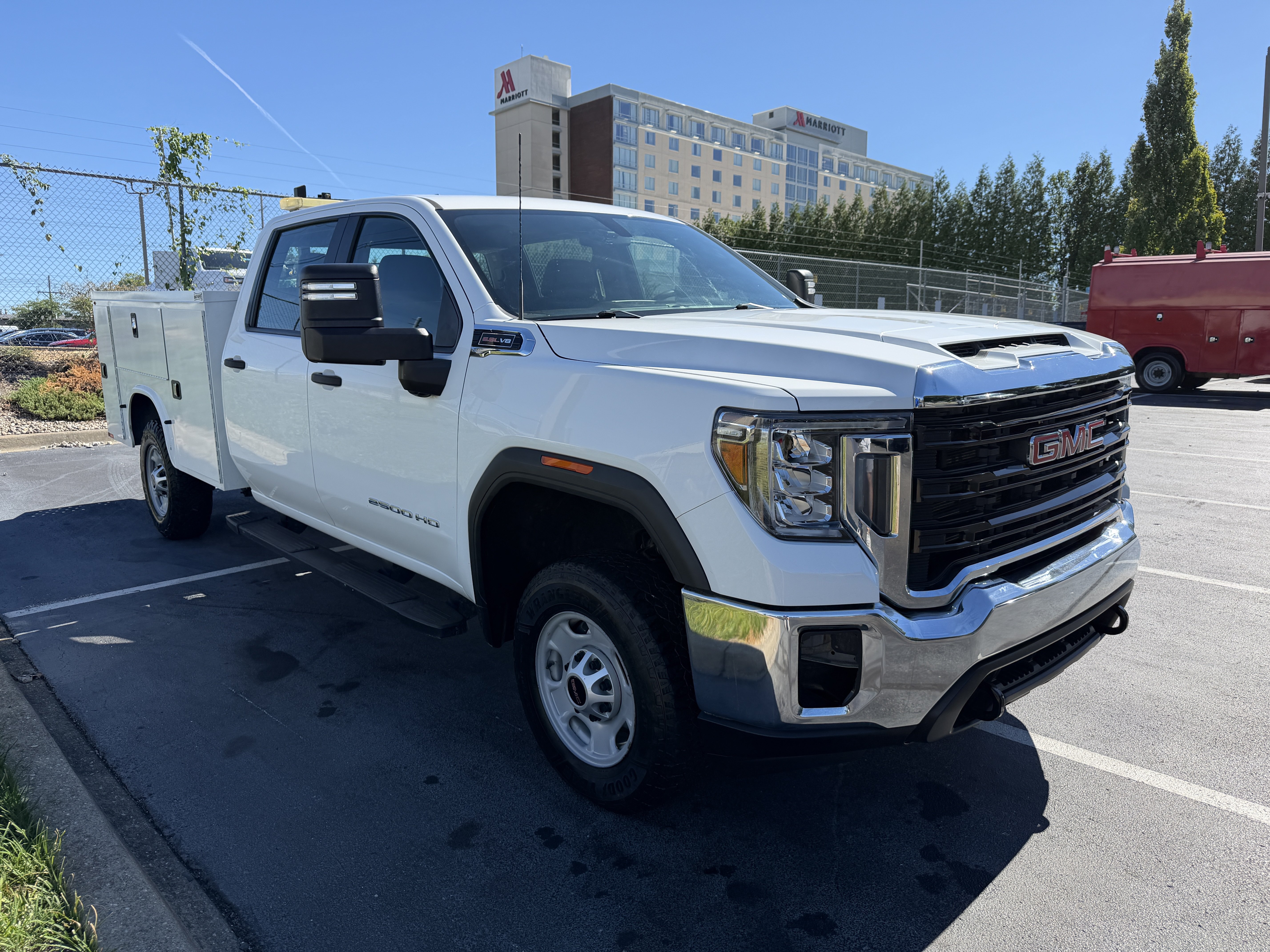 Used 2022 GMC Sierra 2500 Pro w/ Fleet Convenience Package AWD/4WD image 2