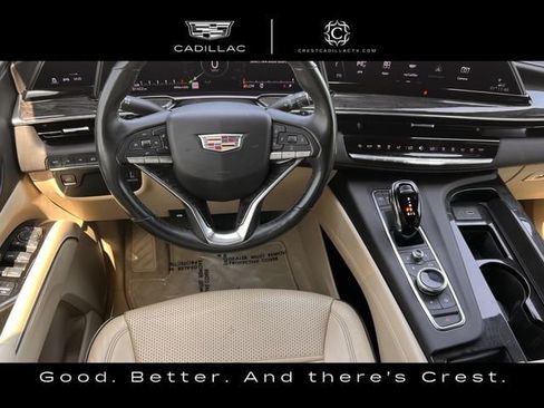 Used 2023 Cadillac Escalade Premium Luxury AWD/4WD image 13