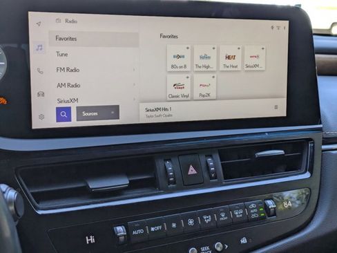 Certified 2023 Lexus ES 300h Ultra Luxury w/ Accessory Package (Z2) image 14