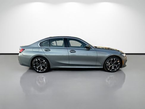 Used 2025 BMW 330i Sedan image 2