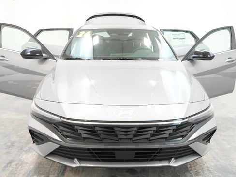 New 2026 Hyundai Elantra SEL Sport Premium FWD image 26