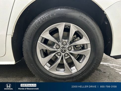 Used 2021 Toyota Sienna LE FWD image 14
