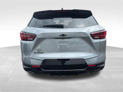 Used 2024 Chevrolet Blazer RS FWD image 7