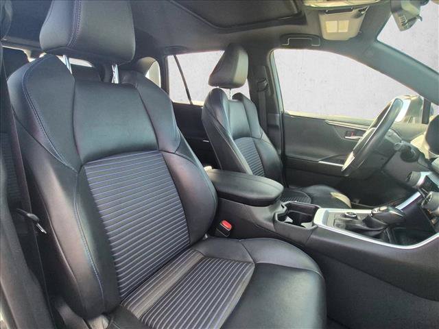 Used 2020 Toyota RAV4 XSE w/ XSE Grade Weather Package AWD/4WD image 22