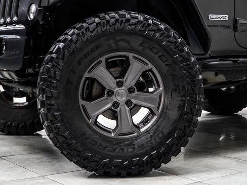 Used 2018 Jeep Wrangler Rubicon AWD/4WD image 6