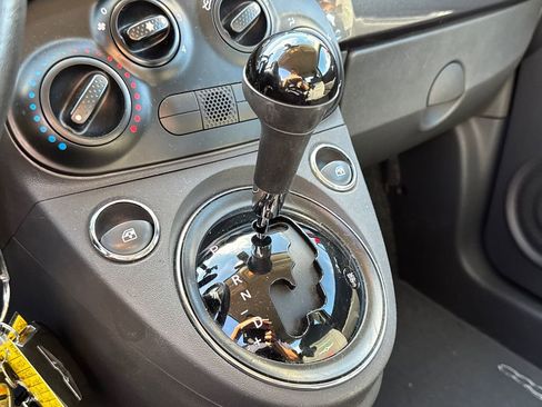 Used 2016 FIAT 500 Pop w/ Italia Package image 11