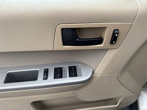 Used 2012 Ford Escape XLT image 12