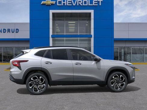 New 2026 Chevrolet Trax RS w/ Driver Confidence Package image 29
