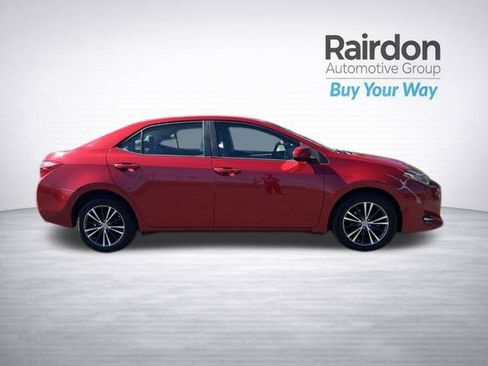 Used 2019 Toyota Corolla LE w/ LE Premium Package FWD image 8