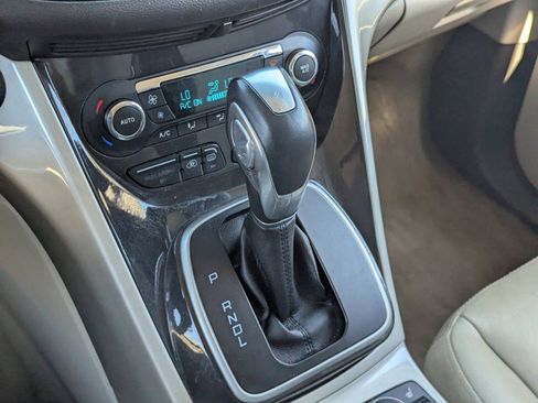 Used 2014 Ford C-MAX Energi SEL w/ Equipment Group 302A FWD image 30