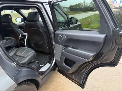 Used 2016 Land Rover Range Rover Sport HSE image 27