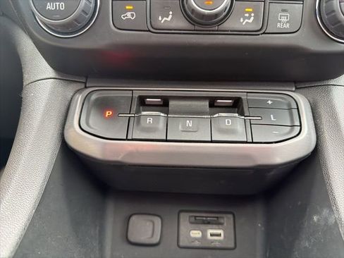 Used 2023 GMC Acadia AT4 w/ Technology Package image 38