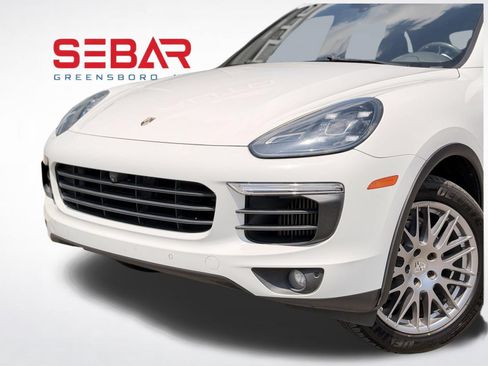 Used 2016 Porsche Cayenne S AWD/4WD image 3