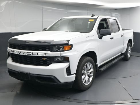 Used 2022 Chevrolet Silverado 1500 Custom w/ Safety Confidence Package RWD image 1