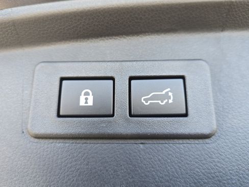 New 2025 Subaru Outback Premium image 15