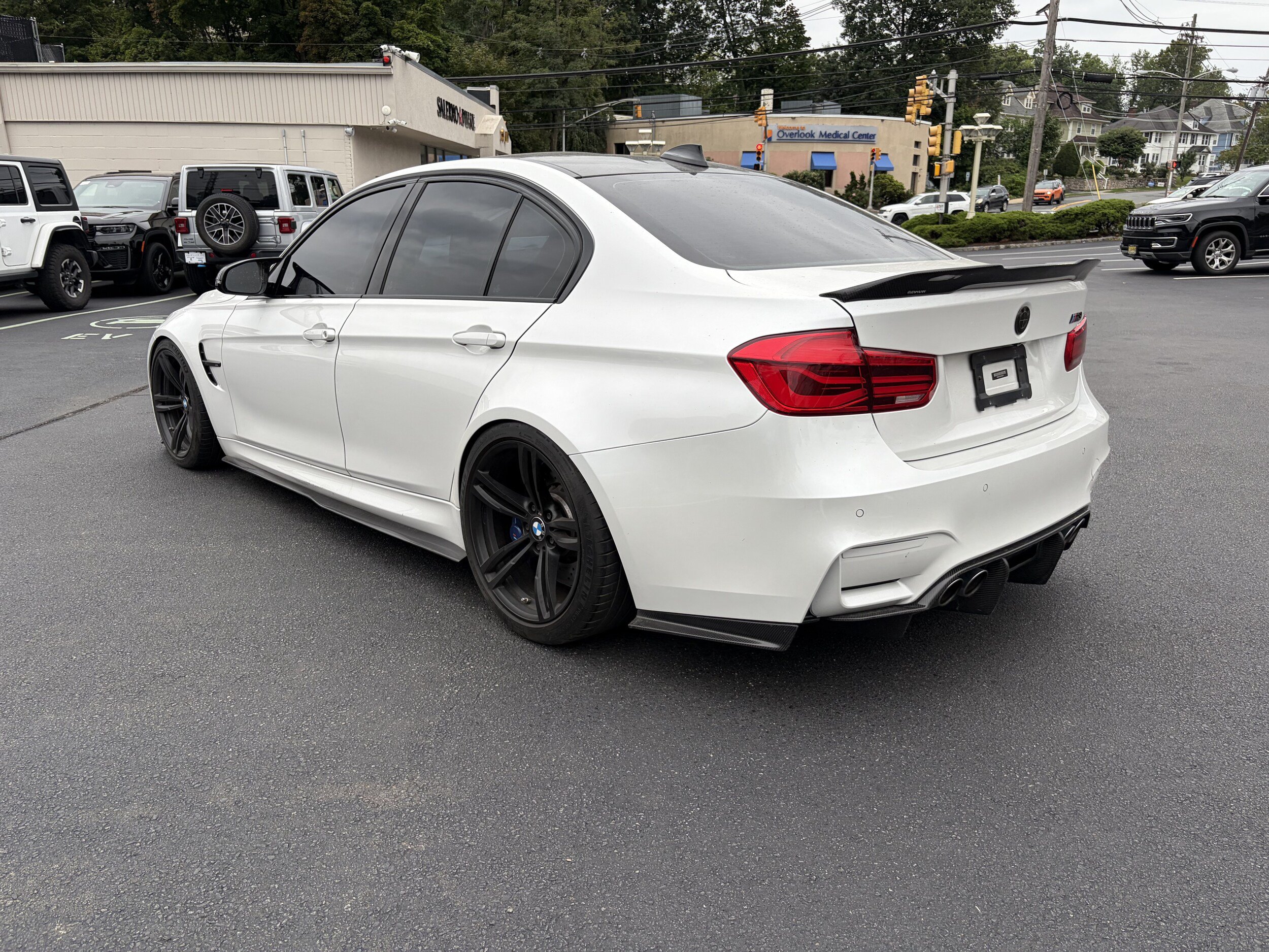 Used 2016 BMW M3 RWD image 9