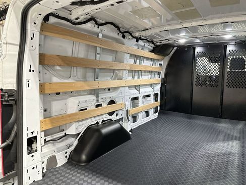 Used 2024 Ford Transit 250 Low Roof w/ Exterior Upgrade Package image 31