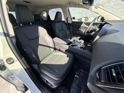 Certified 2025 Lexus NX 250 FWD w/ Towing Package (2000 Lbs) image 25