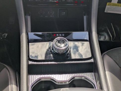 New 2025 Jeep Grand Cherokee Altitude RWD image 17