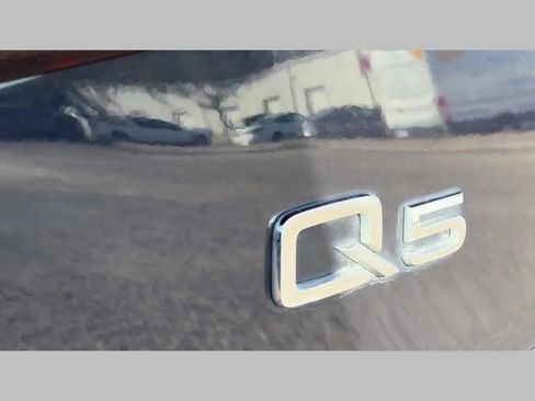 Used 2016 Audi Q5 2.0T Premium Plus w/ Technology Package image 21