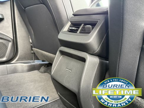 New 2026 Chevrolet Equinox EV LT image 28