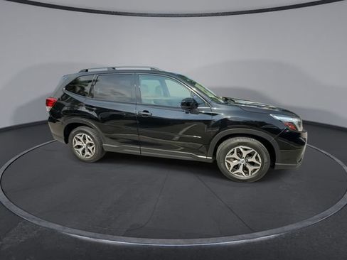 Certified 2021 Subaru Forester Premium w/ Popular Package #1 AWD/4WD image 9