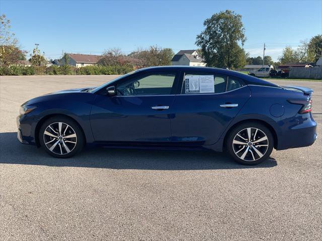 Used 2023 Nissan Maxima SV w/ Floor Mat Group FWD image 8