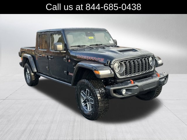 New 2026 Jeep Gladiator Mojave w/ Steel Bumper Group AWD/4WD image 3
