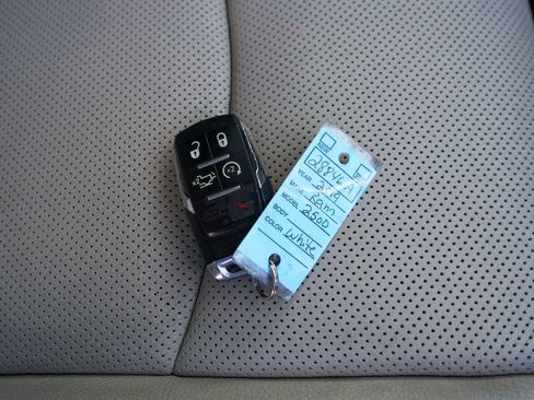 Used 2019 RAM 2500 Limited image 39