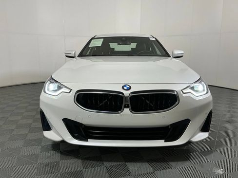 Used 2023 BMW 230i Coupe w/ Premium Package RWD image 3