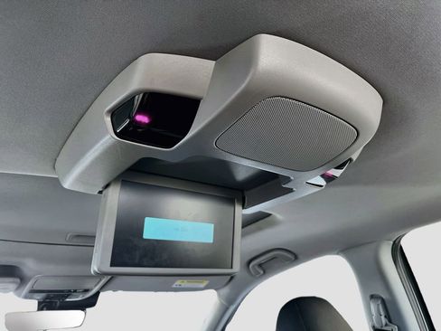 Used 2021 Honda Pilot Touring image 26