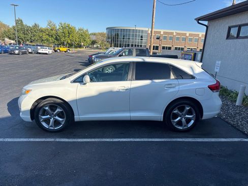 Used 2009 Toyota Venza AWD image 6