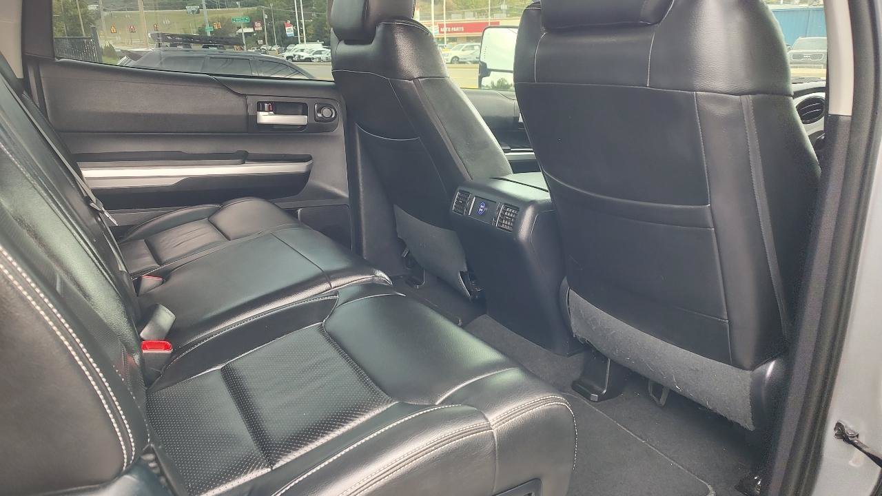 Used 2016 Toyota Tundra SR5 w/ SR5 Upgrade Package AWD/4WD image 18