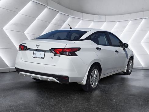 Used 2024 Nissan Versa S w/ Trunk Package image 3