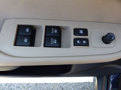 Used 2018 Subaru Outback 2.5i Premium AWD/4WD image 21