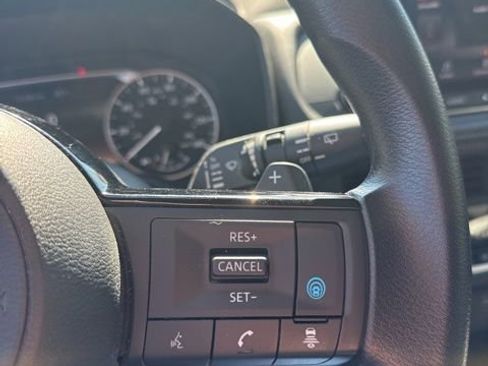 Certified 2023 Nissan Rogue SV AWD/4WD image 18